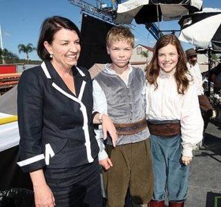 Premier Anna Bligh with Will and Georgie Premier Anna Bligh with Will and Georgie