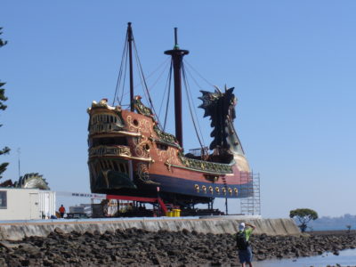 6458 The Dawn Treader, starboard side. The second wing hasn't been attached yet.