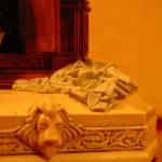 EE Gift Set Bookends: Lucy