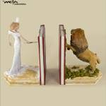 LWW: The Lion and the Witch Bookends - Weta Collectibles