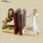 LWW: The Lion and the Witch Bookends - Weta Collectibles