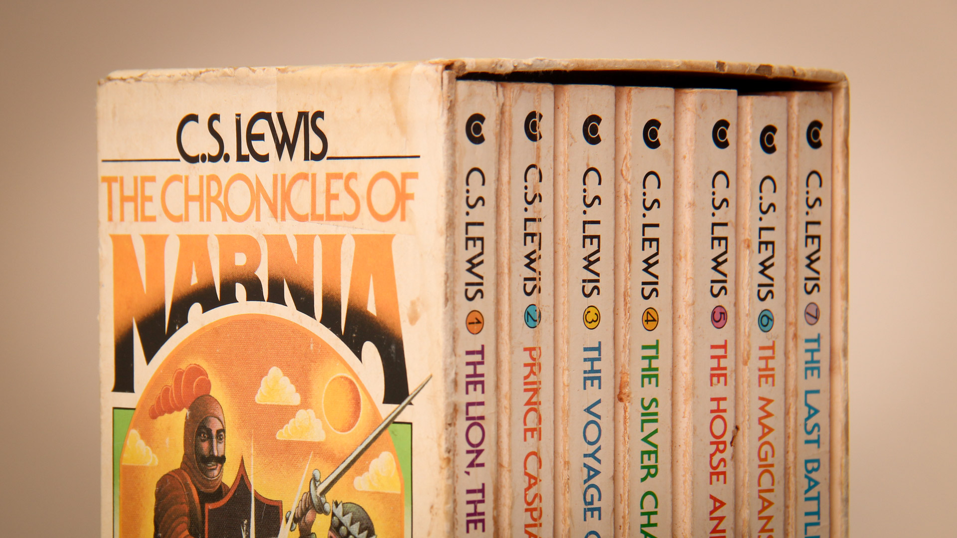 Netflix Film Chief on "Interesting Narrative Form" of Narnia Series ...